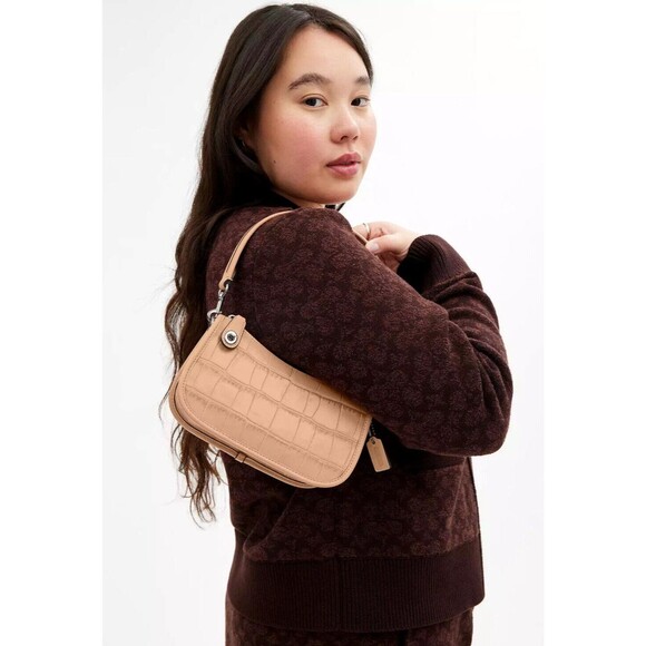 New Coach CP024 Swinger Bag 20 Croc Embossed Leather Ivory - Picture 6 of 6